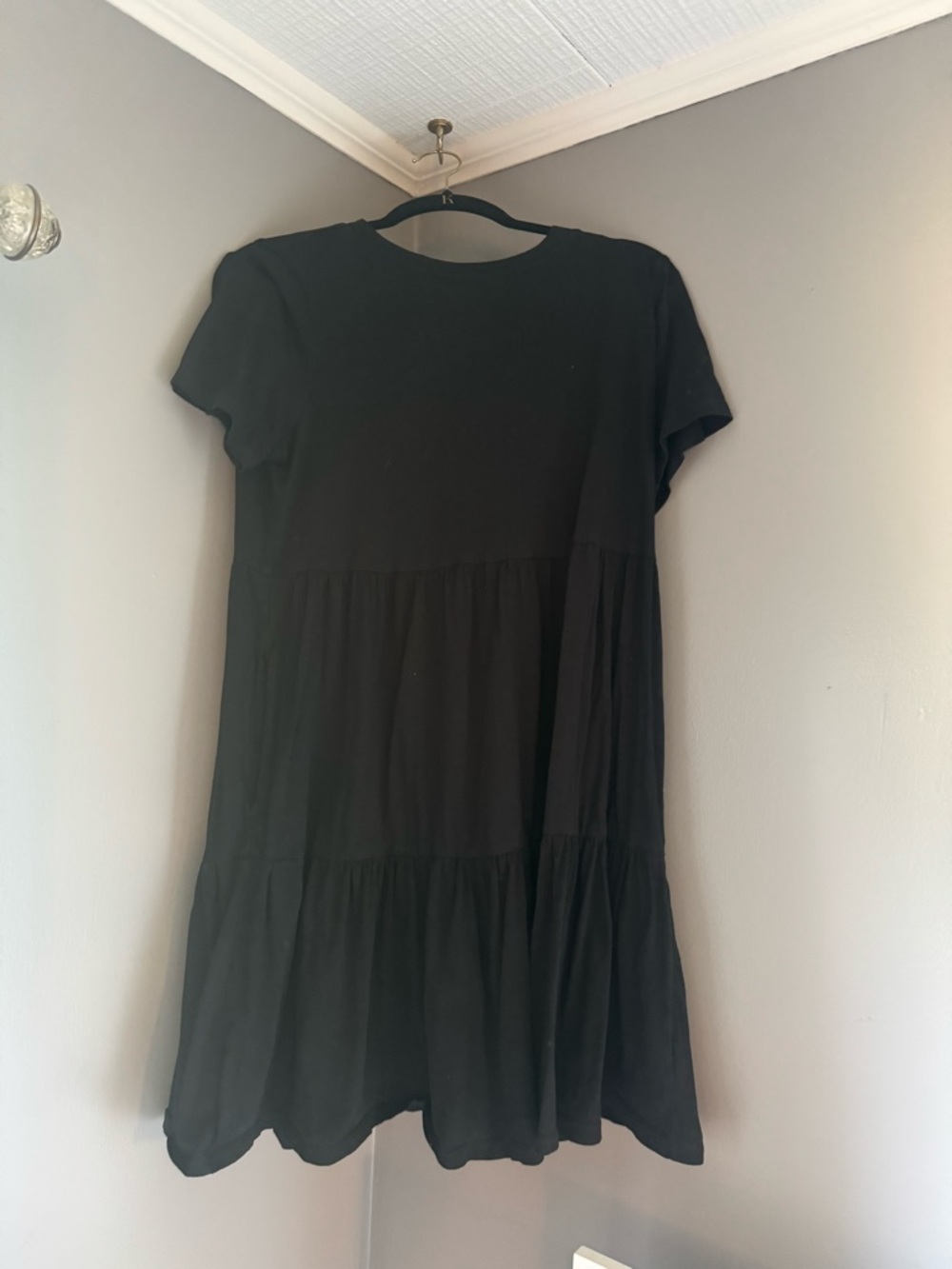 Old Navy Black Short Sleeve Tiered Babydoll Dress